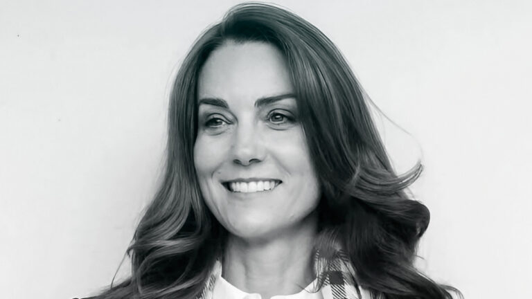 Kate Middleton’s 43rd Birthday Celebrated with a Beautiful New Portrait Kate Middleton's Birthday Portrait