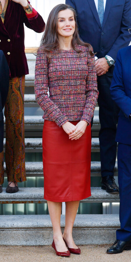 Casual Outfit Ideas: Red Leather Skirt and Tweed Top for a Stylish Look » Pin Posts