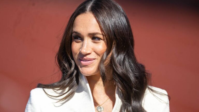 Meghan Markle Stuns with No Makeup Look in Latest Public Appearance Meghan Markle's no makeup
