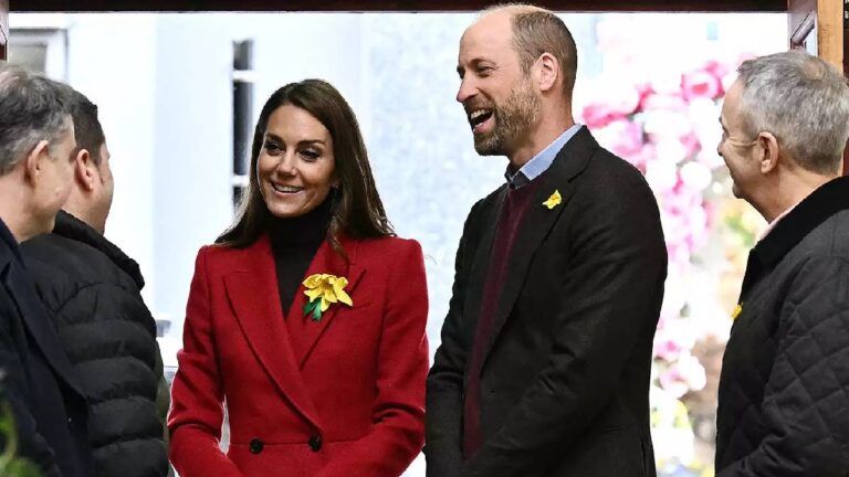 The best photos of Princess Kate Middleton and Prince William in Wales Prince William and Kate Middleton in Wales