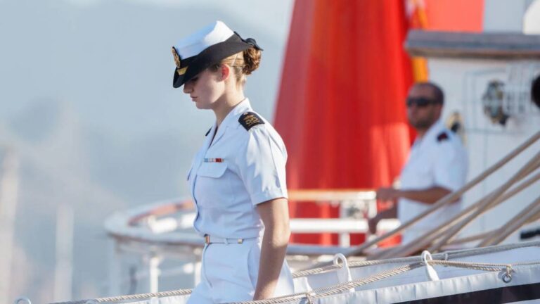 New Photo of Princess Leonor Emerges Following Scandal Over Leaked Mall Images in Chile New Photo of Princess Leonor in Chile