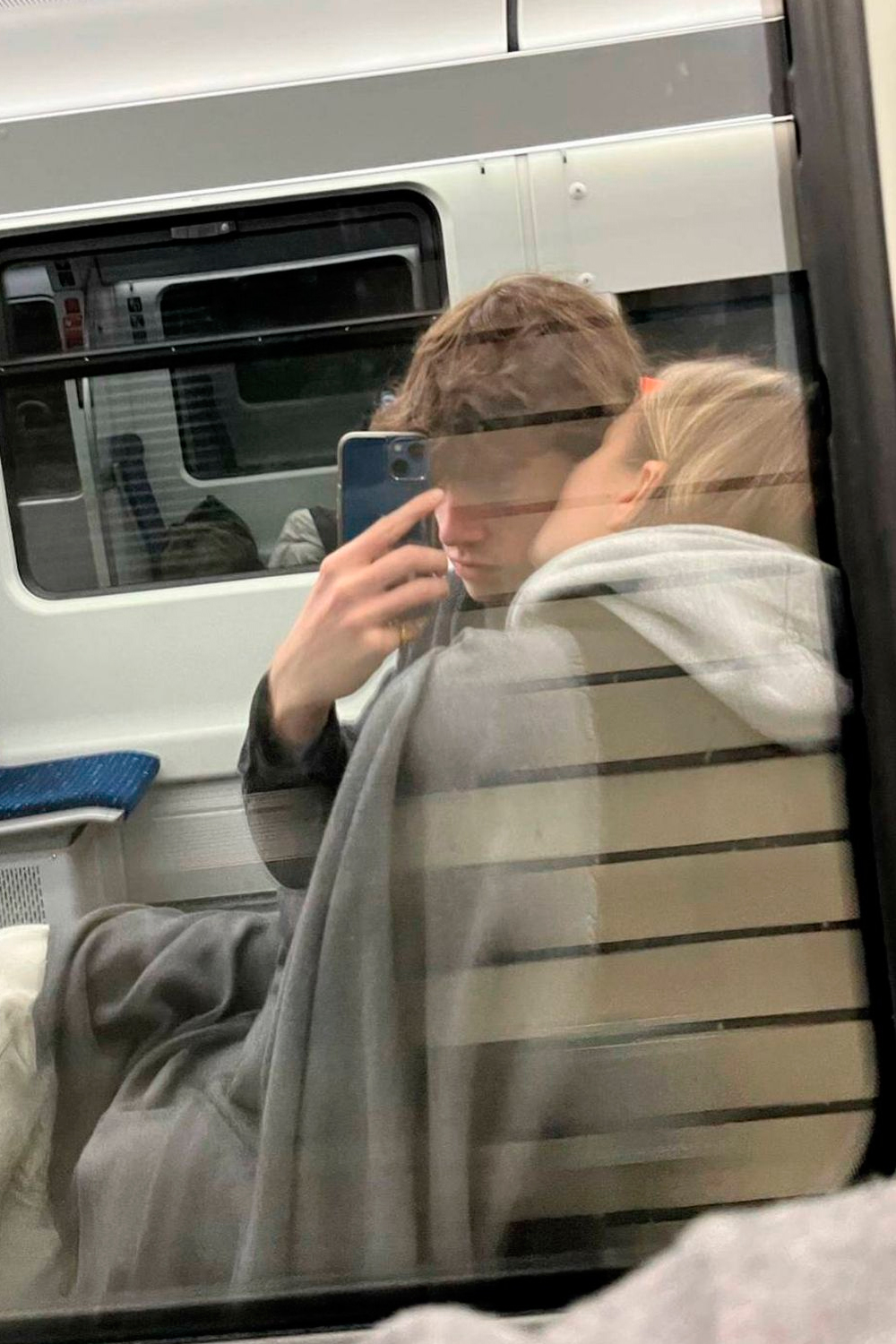 Pablo and Johanna Zott in the subway.