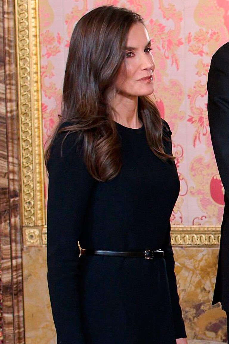 Queen Letizia Wears a Carolina Herrera Dress for a Lunch at the Royal Palace Queen Letizia in a Black Carolina Herrera Dress