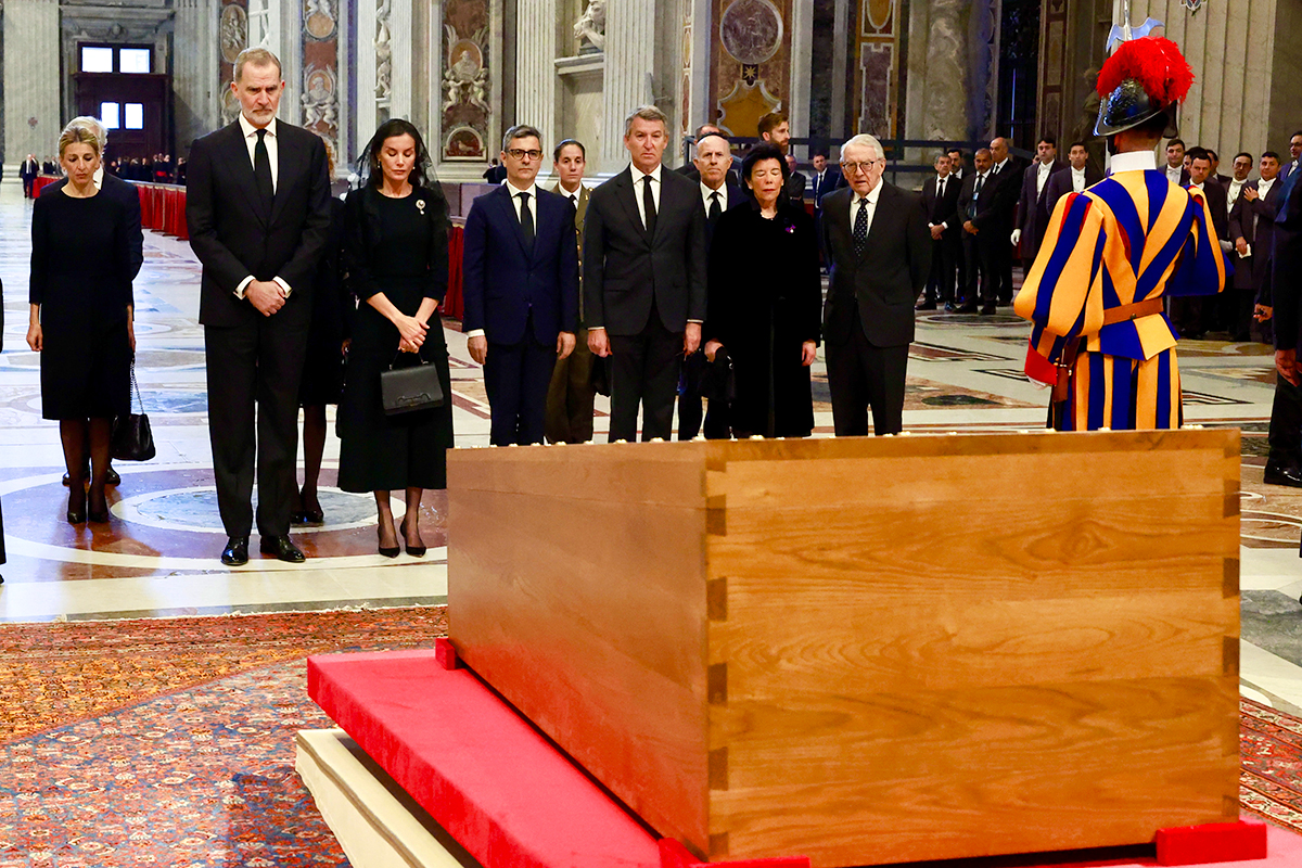 King Felipe and Queen Letizia at the funeral of Pope Francis.