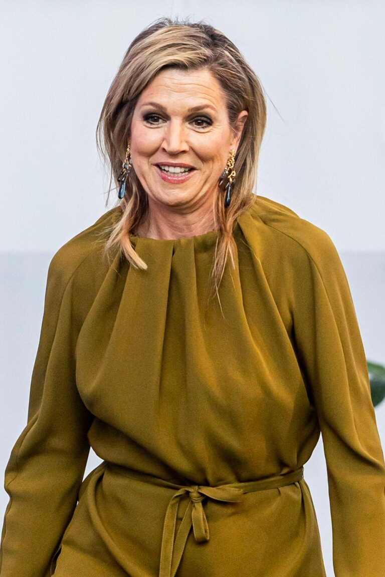 Queen Maxima’s Sophisticated Moss Green Outfit at INSEAD Alumni Forum Europe 2025 Queen Maxima's style at INSEAD Alumni Forum