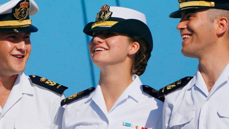Princess Leonor Receives a Warm Welcome During Her Historic Visit to Cartagena de Indias Princess Leonor Arrives in Colombia