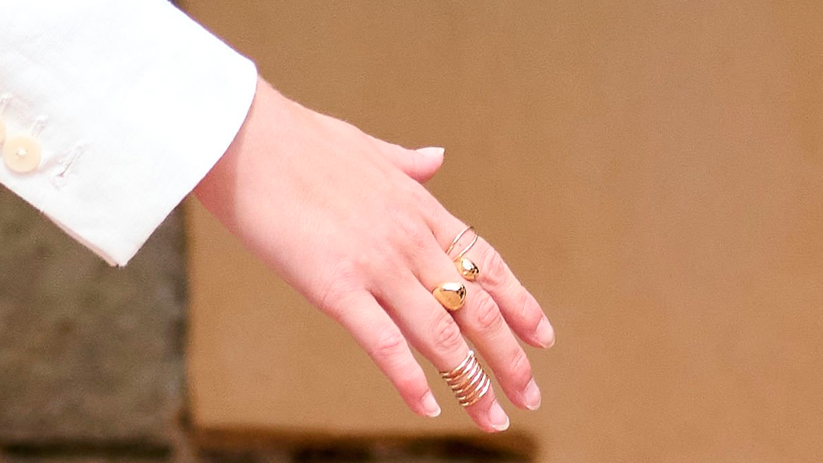 Princess Leonor's left hand