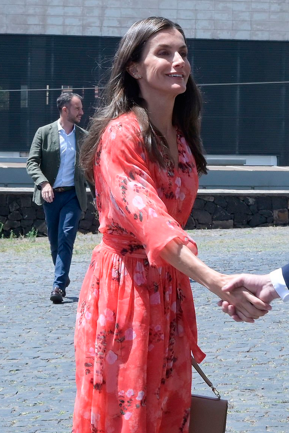 Letizia coral Adolfo Domínguez dress