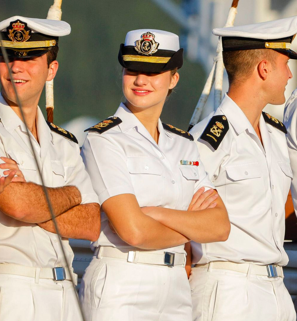 Princess Leonor with her classmates in Ferrol.
