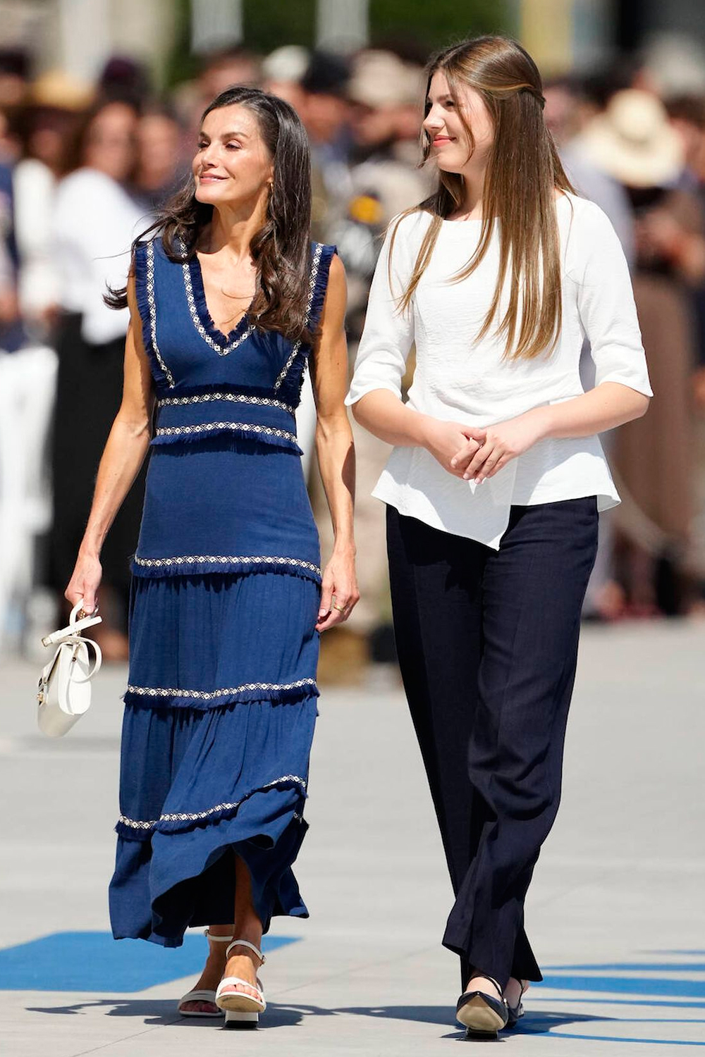 Queen Letizia and Infanta Sofia. 
