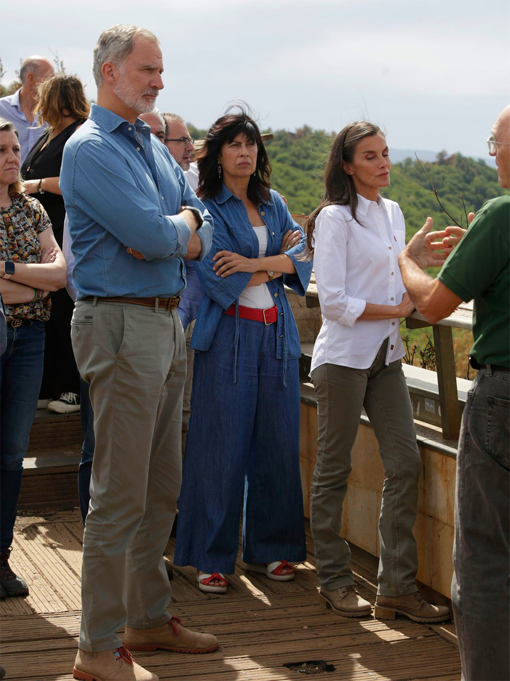Felipe and Letizia during their visit to Las Médulas Park.