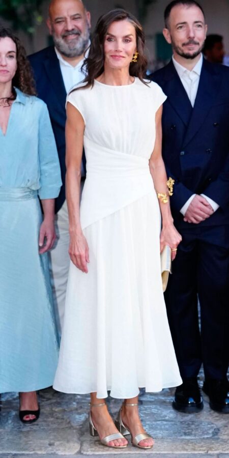 Midi Dress Outfit Ideas: White Linen Dress with Gold Accents » Pin Posts