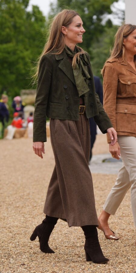 Boots Outfit Ideas: Brown Suede Boots with Tweed » Pin Posts