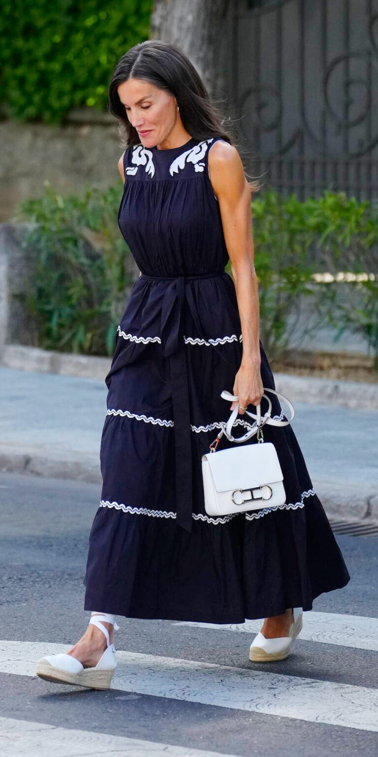 Casual Outfit Ideas: Embroidered Black Dress & Leather Espadrilles » Pin Posts