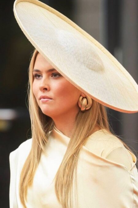 Hat Outfit Ideas: Princess Amalia’s Wide-Brimmed Yellow Hat » Pin Posts