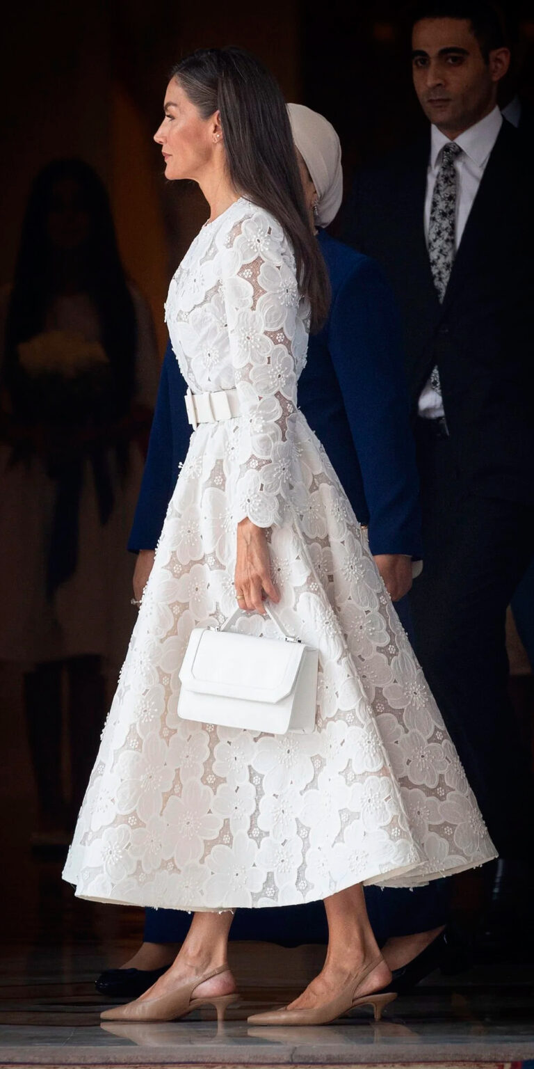 Midi Dress Outfit Ideas: White Lace Midi Dress with Belt » Pin Posts