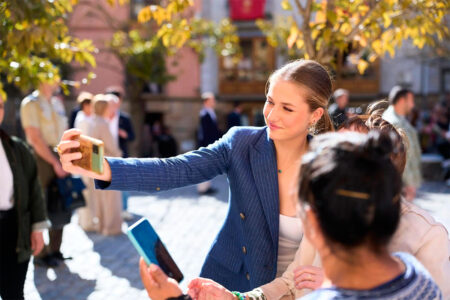 Royal Princess Casual Outfits: Relaxed Royal Style » Pin Posts