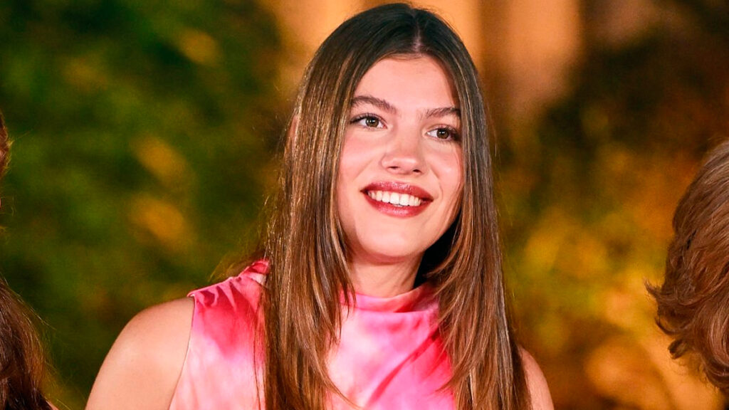 Infanta Sofia Prepares For Her First Spanish National Day Reception on October 12 Infanta Sofia to Debut at Spain’s National Day Ceremony