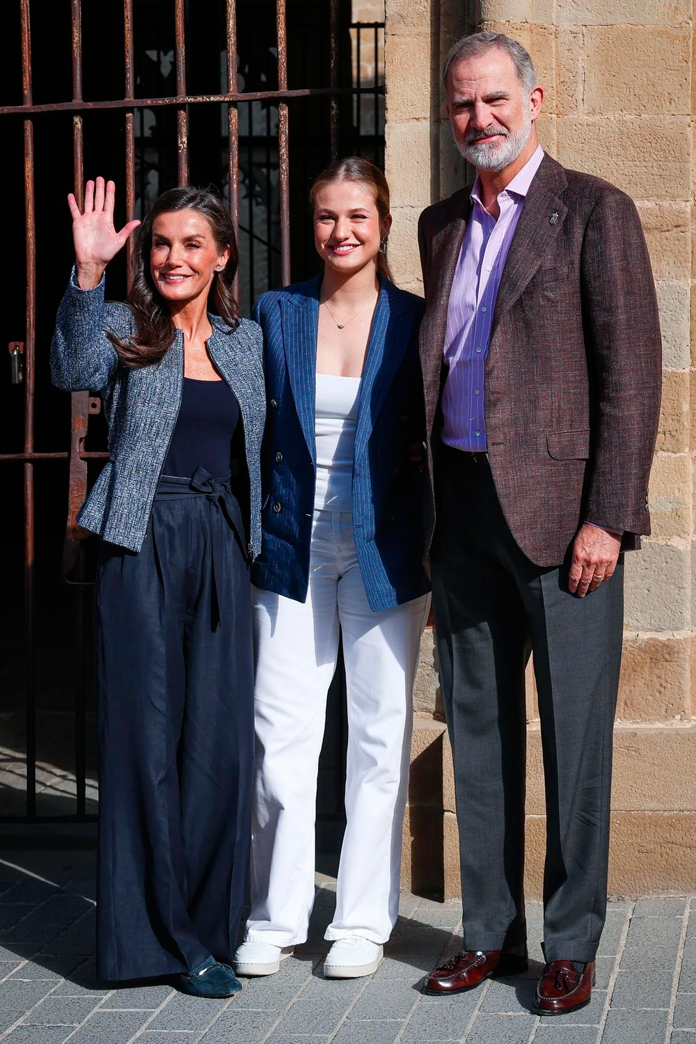 Queen Letizia, Princess Leonor, and King Felipe in Navarra.