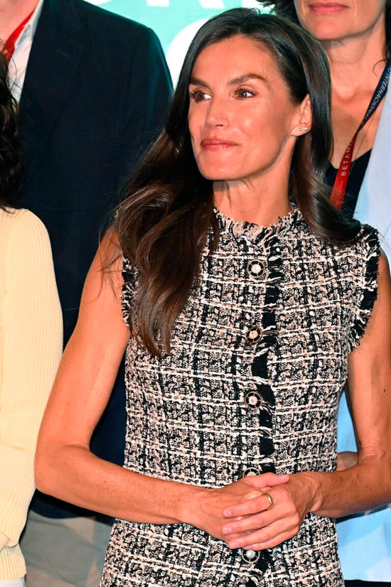 Queen Letizia Wore at CaixaForum Madrid in Tweed Vest and Culotte Pants Queen Letizia's style at the CaixaForum