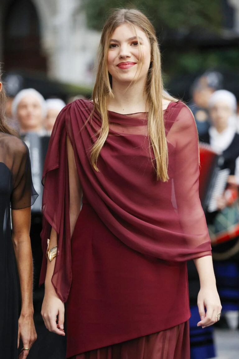 Infanta Sofia Dazzles in a Layered Burgundy Gown Full of Movement and Elegance Infanta Sofia's Style at the Princess of Asturias Awards