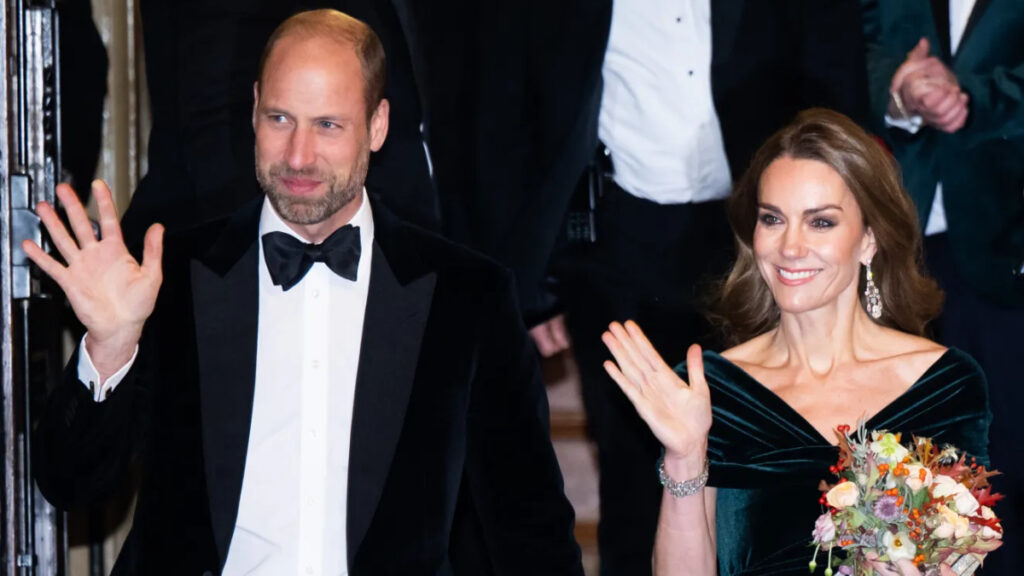 Kate Middleton and Prince William return to the Royal Variety Performance Kate Middleton and Prince William at the Royal Variety Performance