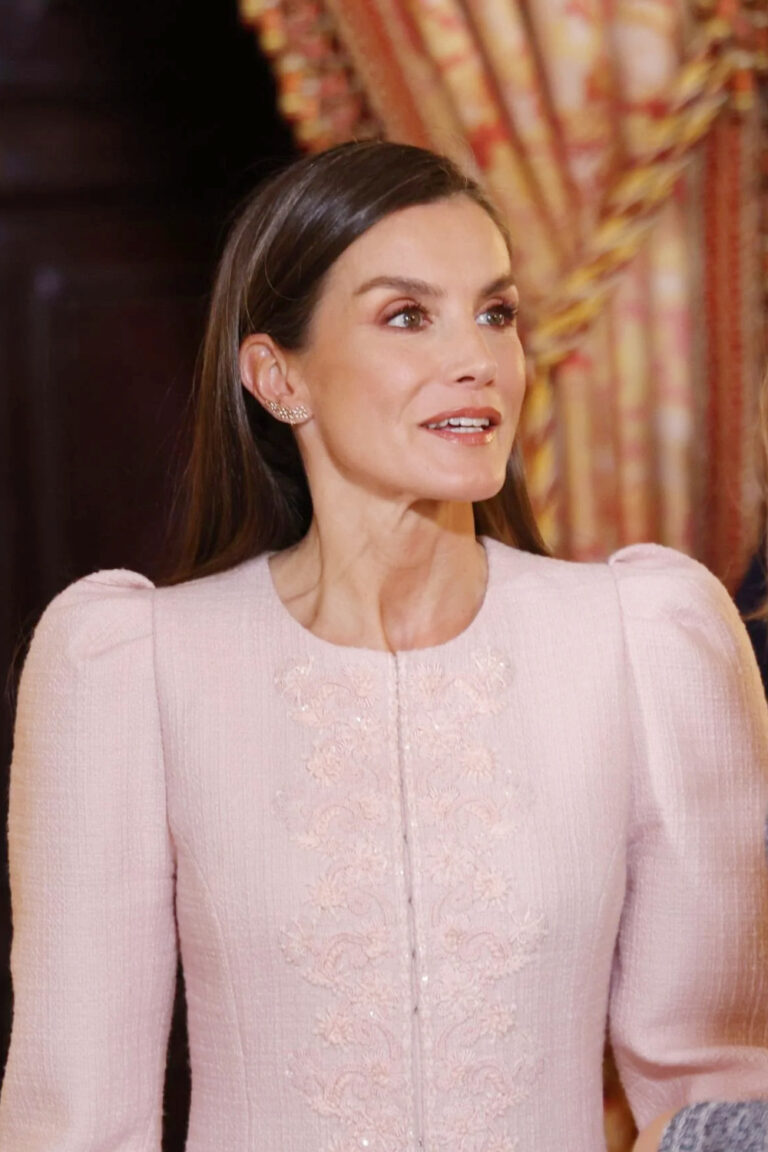 Queen Letizia Honors Queen Sofia with a Coordinated Pink Look at the Golden Fleece Ceremony Queen Letizia's style at the Golden Fleece ceremony