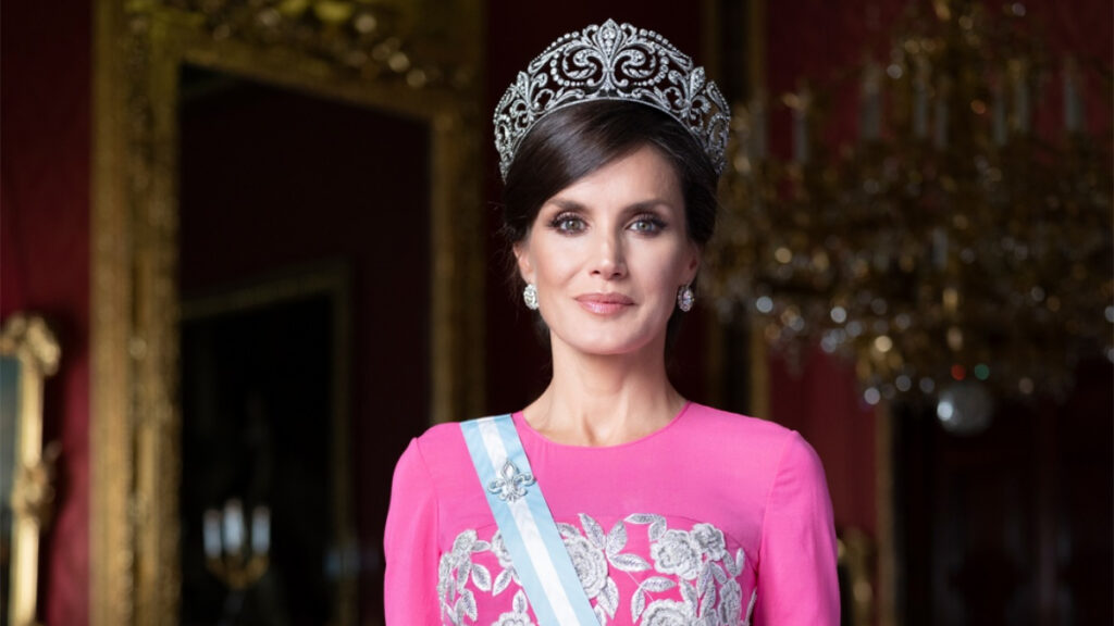 The Fleur-de-Lis Tiara Queen Letizia
