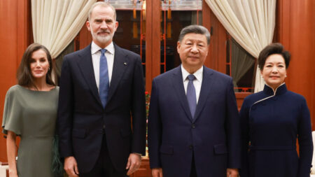 Queen Letizia’s Green Feathered Dress Returns in China