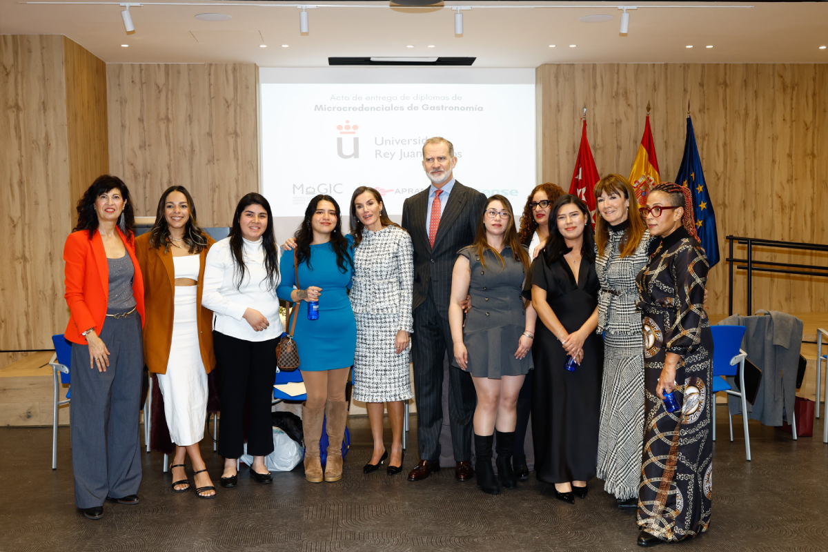 Felipe and Letizia met with 15 women who had survived human trafficking.
