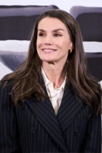 What did Queen Letizia Wear to the 2025 El Mundo Journalism Awards? Queen Letizia Wears Pinstripe Sandro Paris Suit