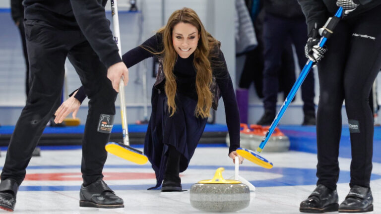 Princess Kate Plays Curling with Prince William During National Academy Visit in Stirling Princess Kate's Curling