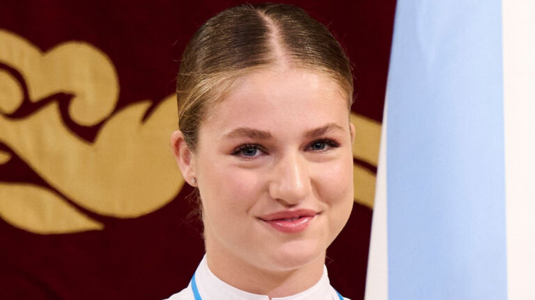 Princess Leonor to Receive Murcia’s Gold Medal Princess Leonor to Receive Murcia's Gold Medal