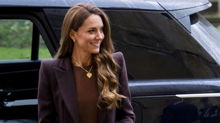 Kate Middleton’s New Necklace Features An Engraved Message Kate Middleton's New Necklace