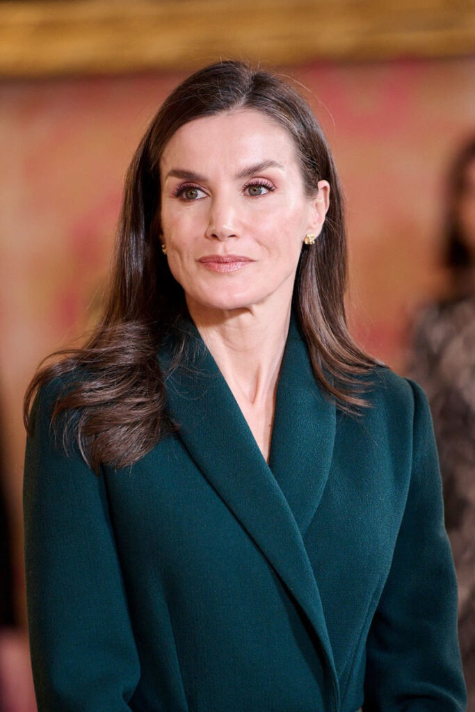 Queen Letizia’s Pine Green Coat and New Gold Earrings at State Luncheon for Portugal President Queen Letizia's Green Coat