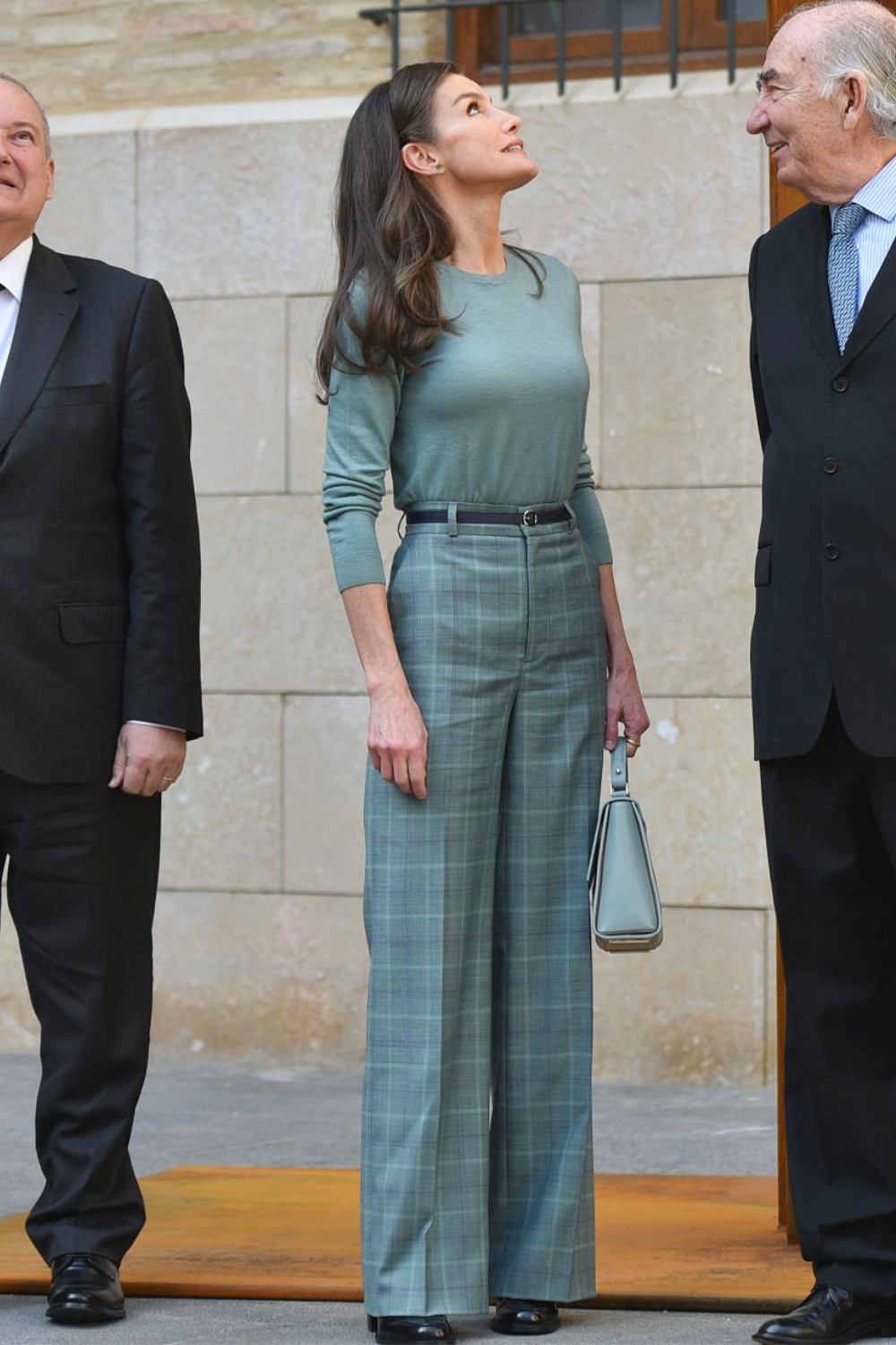Queen Letizia's Perfectly Coordinated Green Look in Huesca ueen Letizia visited Huesca in a head-to-toe green look