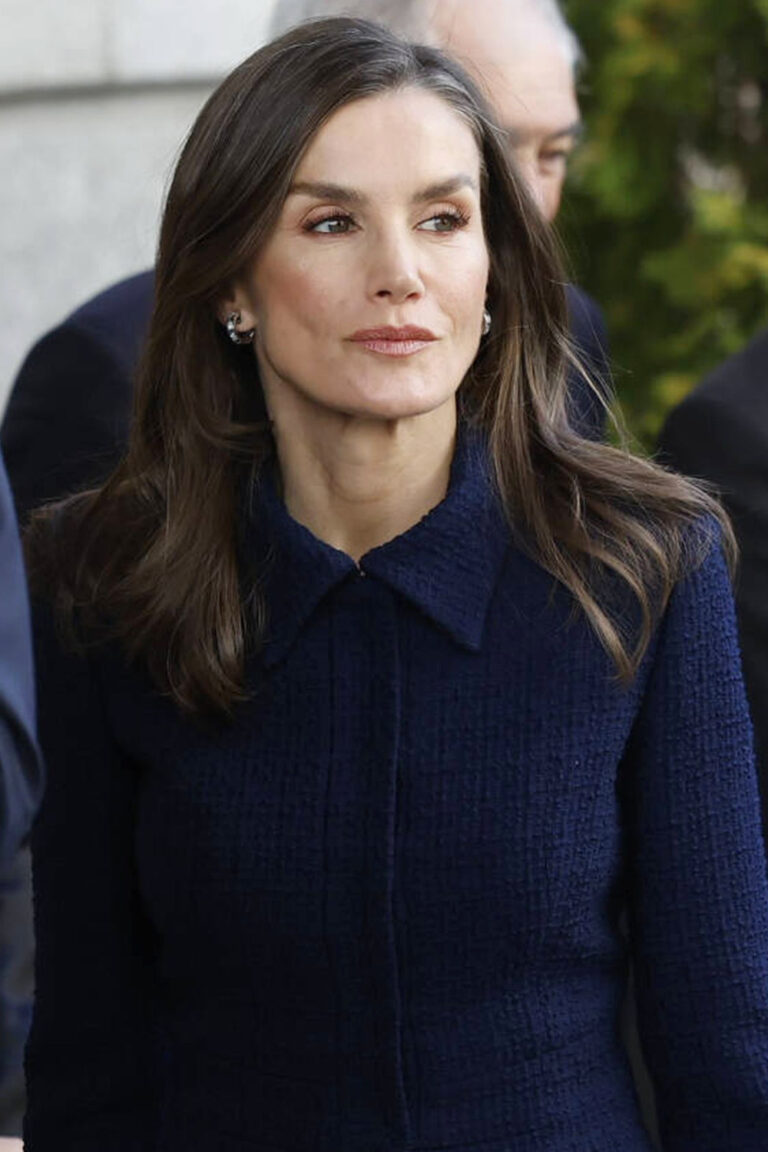 Queen Letizia’s Navy Suit: A Calculated Royal Fashion Choice Queen Letizia's Strategic Style at Constitution Day