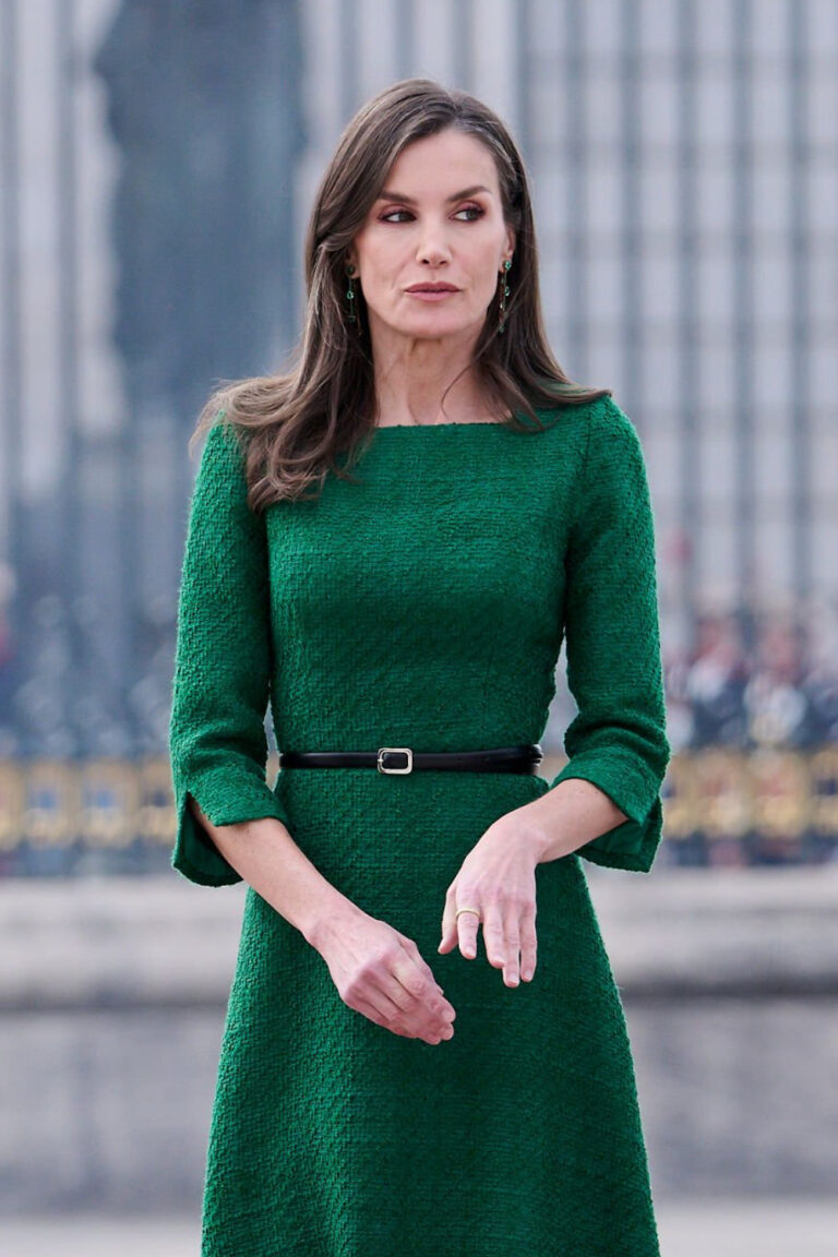 How Queen Letizia Navigated Two Very Different Events in the Same Look Queen Letizia Rewears Green Tweed Dress