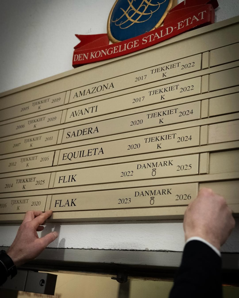 Queen Mary Welcomes New Royal Horses to Christiansborg Palace Flik and Flak are the first horses added to the Danish royal stables since 2024