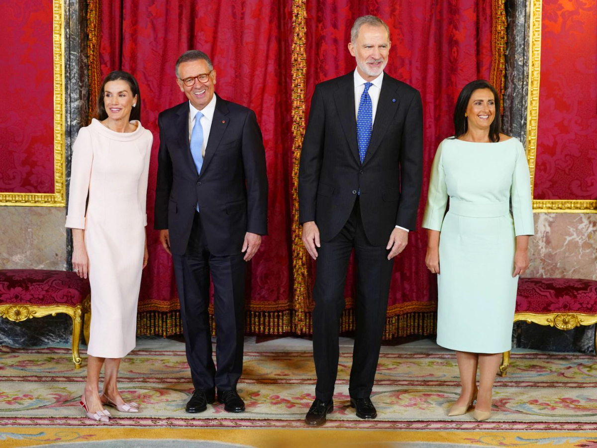 Queen Letizia Debuts a Macaron-Pink Dress and Carolina Herrera Pumps The King and Queen of Spain with Portugal's new president and his wife.