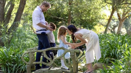 Harry and Meghan May Bring Archie and Lilibet to UK