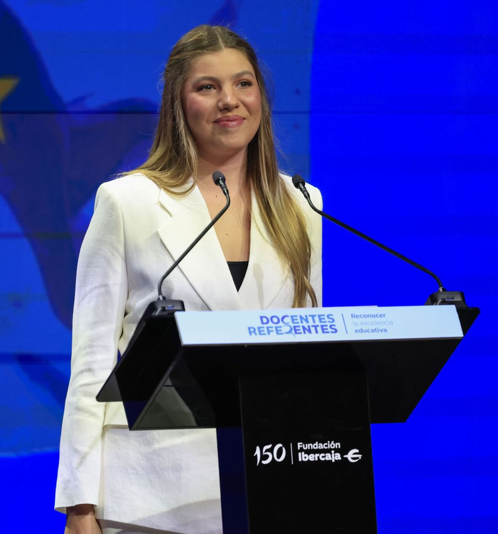 What Infanta Sofia Said in Her First Public Speech? The youngest daughter of King Felipe and Queen Letizia made her solo speaking debut