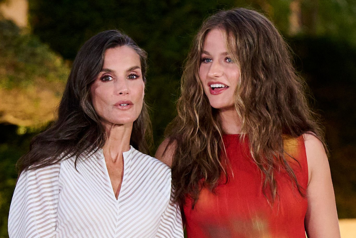 Princess Leonor Debuts Curly Hair at Marivent Reception Queen Letizia and Princess Leonor