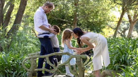 Prince Harry and Meghan Markle Return to the UK With Their Children for an Extended Stay Harry and Meghan Return to UK With Archie and Lilibet