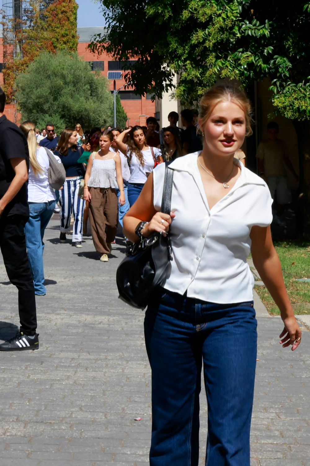 Princess Leonor Experiences Her First Day at Carlos III University Princess Leonor Starts College in a Casual Look