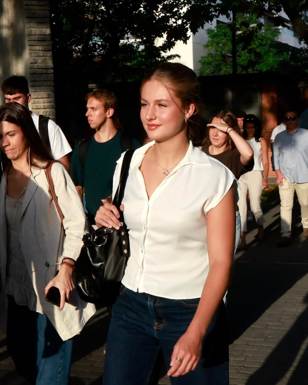 Princess Leonor Experiences Her First Day at Carlos III University Princess Leonor began Political Science at Carlos III University
