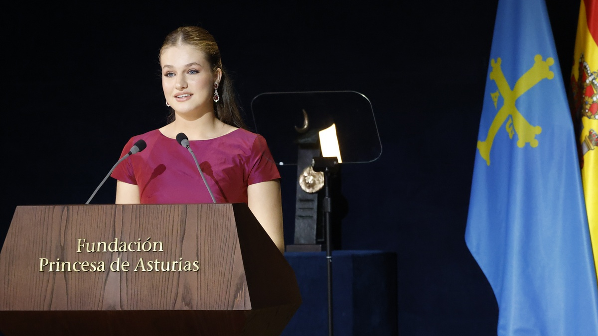 Princess Leonor Delivers a Powerful Speech in Oviedo Leonor's Speech at the Princess of Asturias Awards